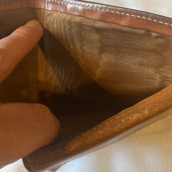 Vintage Celine Wallet color transfer scratches inside minimal rubs - Picture 12 of 14